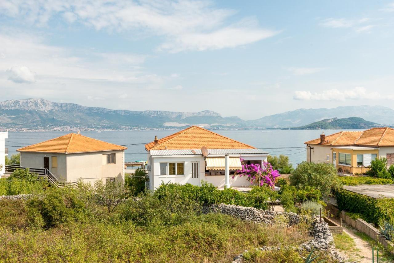 Apartments By The Sea Slatine, Ciovo - 11047 Buitenkant foto