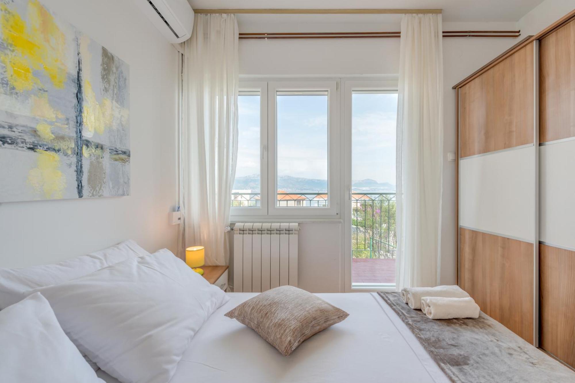 Apartments By The Sea Slatine, Ciovo - 11047 Kamer foto
